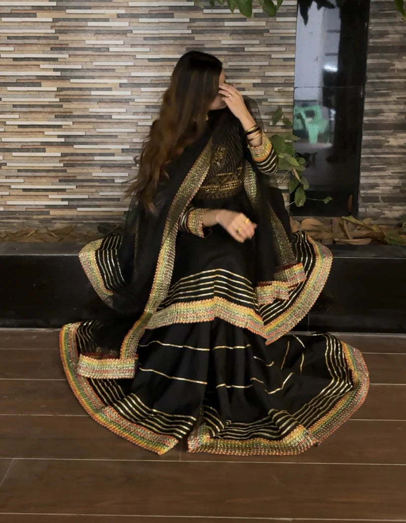 Gul Rukh dress in black