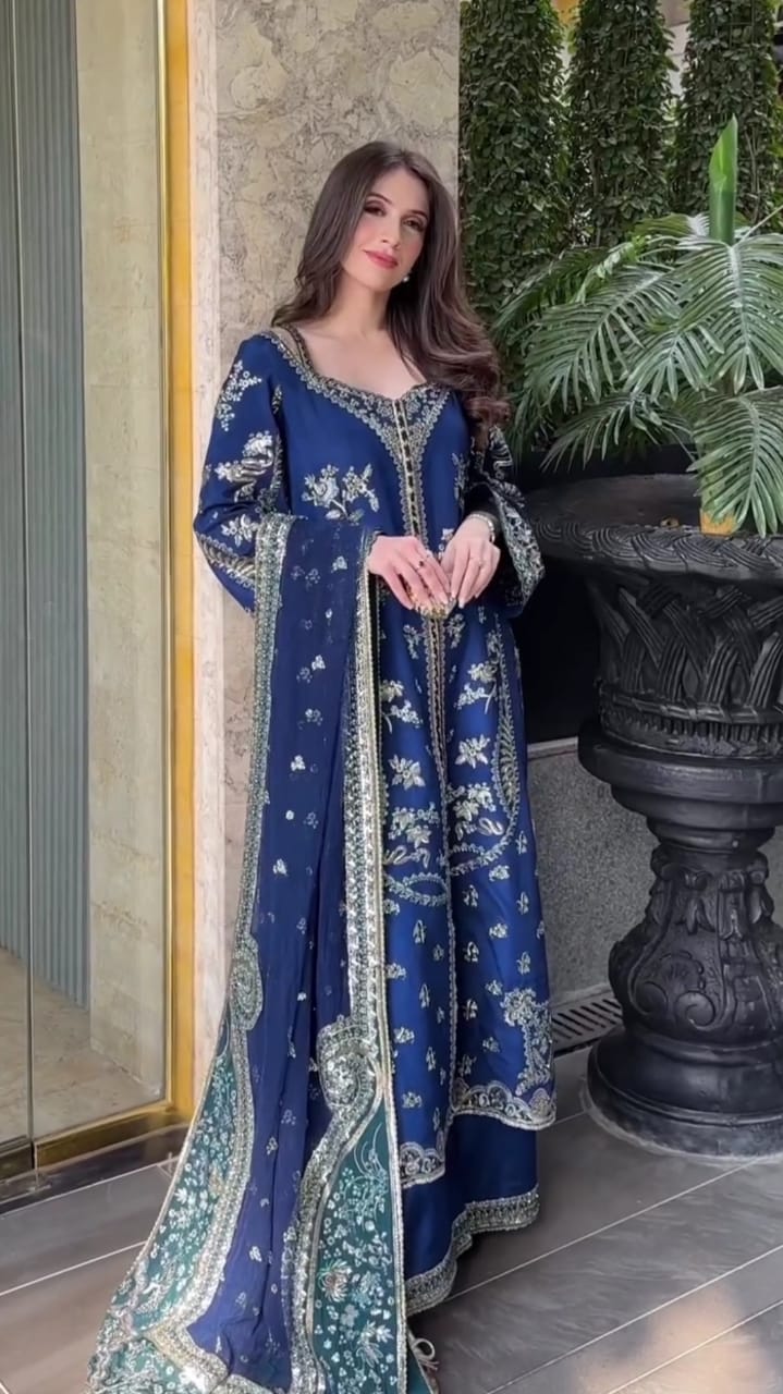 Signature Designer 3-Piece Embroidered Suit