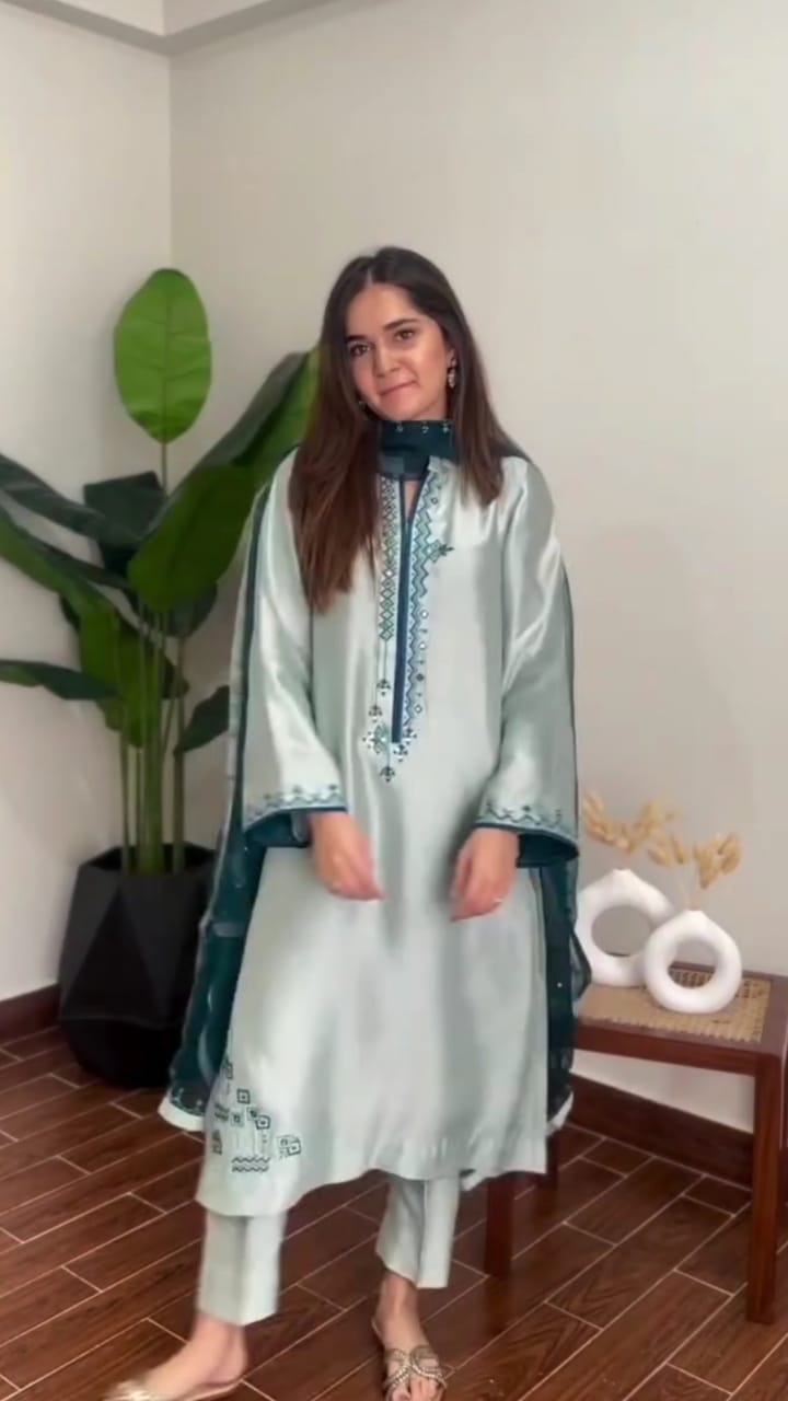 Chic Ethnic 3-Piece Ensemble