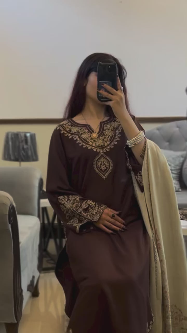 Elegant Embroidered 3-Piece Suit